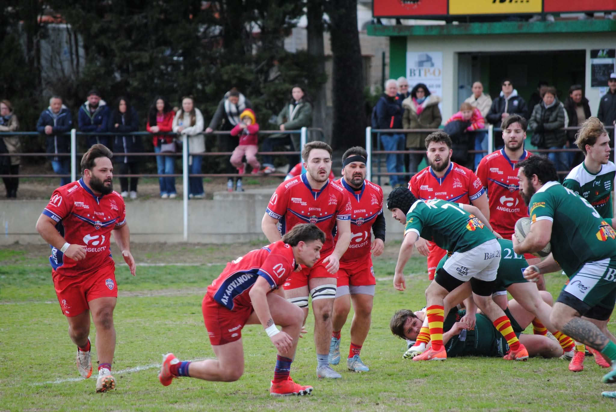 RUGBY AMATEUR : Un joueur entre la vie et la mort après un match