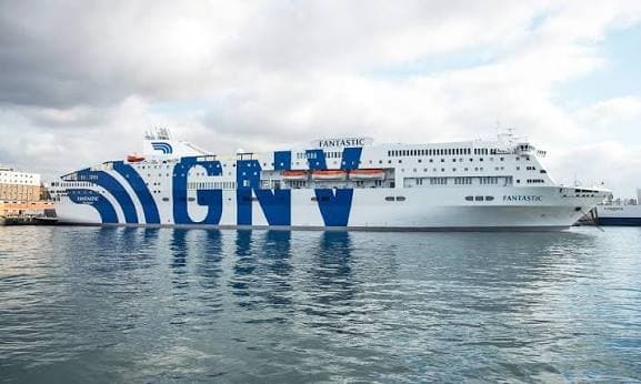 SÈTE : Des centaines de passagers bloqués, un ferry GNV immobilisé sous réquisition judiciaire.